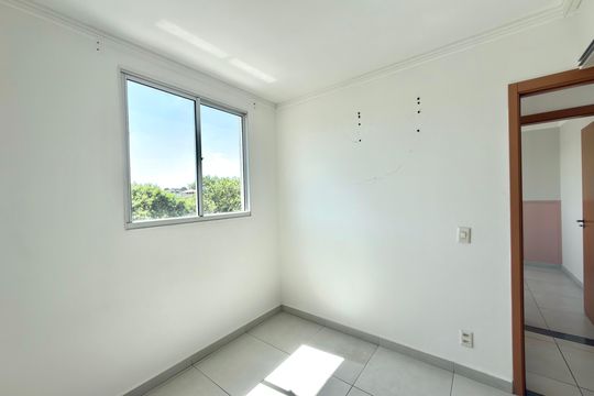 Quarto 2 de apartamento à venda com 2 quartos, 45m² em Parque Maracana, Contagem
