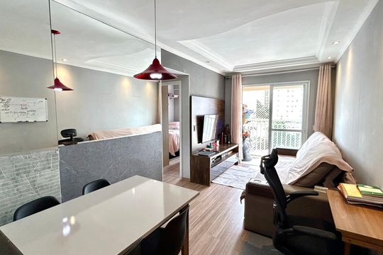 Apartamento à venda com 2 quartos, 55m² em Vila Rosalia, Guarulhos