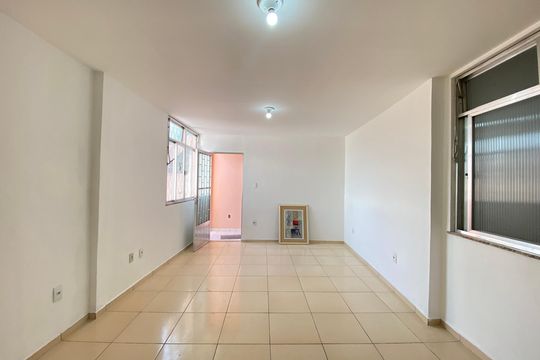 Casa para alugar com 2 quartos, 331m² em Inhaúma, Rio de Janeiro