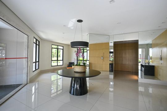 Área comum de apartamento à venda com 4 quartos, 220m² em Vila Suzana, São Paulo
