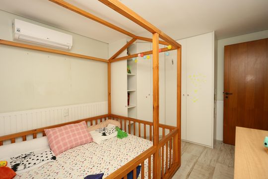 Quarto 2 de apartamento à venda com 4 quartos, 220m² em Vila Suzana, São Paulo
