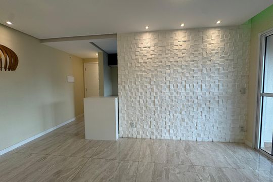 Sala de apartamento para alugar com 2 quartos, 50m² em Jardim Roberto, Osasco