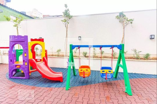 Área comum de apartamento para alugar com 2 quartos, 50m² em Jardim Roberto, Osasco