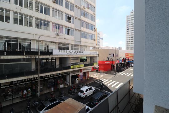 Vista de apartamento para alugar com 4 quartos, 90m² em Centro, Uberlândia