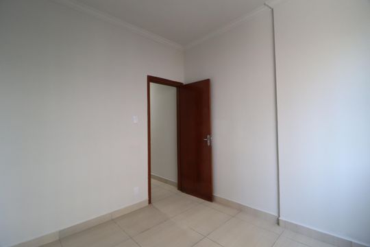 Quarto 3 de apartamento para alugar com 4 quartos, 90m² em Centro, Uberlândia