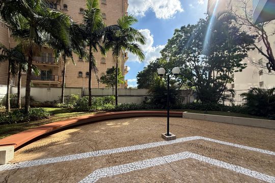 Área comum de apartamento para alugar com 3 quartos, 260m² em Pacaembu, São Paulo