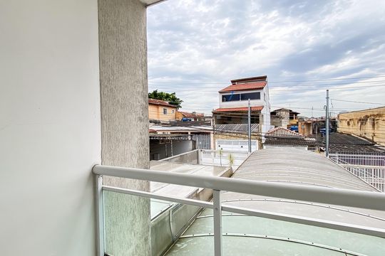 Varanda de casa à venda com 3 quartos, 140m² em Penha de França, São Paulo