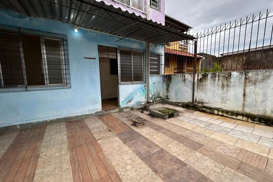 Quintal de casa para alugar com 3 quartos, 80m² em Vila Valqueire, Rio de Janeiro