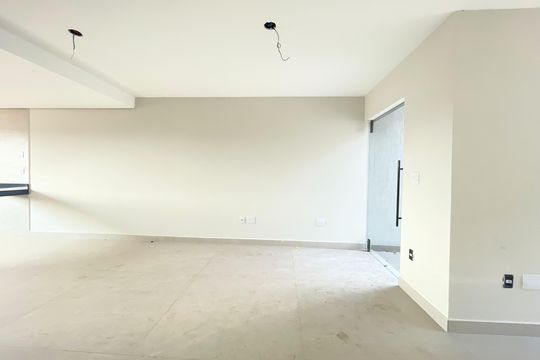 Sala de casa à venda com 3 quartos, 160m² em Santa Amelia, Belo Horizonte