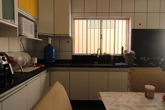 cozinha de casa para alugar com 4 quartos, 280m² em Vila Marieta, São Paulo