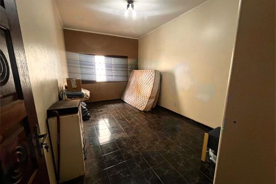 Casa à venda com 3 quartos, 130m² em Jardim São Paulo, São Paulo