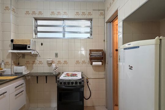 Cozinha e Área de Serviço de apartamento para alugar com 1 quarto, 70m² em Boqueirão, Santos
