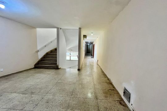 Hall de entrada de apartamento para alugar com 1 quarto, 48m² em Copacabana, Rio de Janeiro