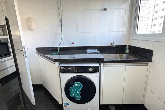 Área de Serviço de apartamento para alugar com 3 quartos, 131m² em Vila Regente Feijó, São Paulo