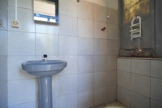 Banheiro de apartamento para alugar com 1 quarto, 61m² em Ouro Branco, Novo Hamburgo