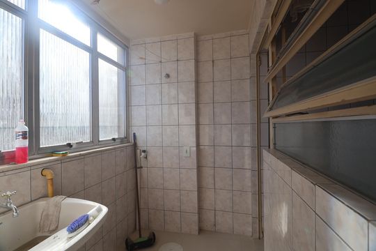 Área de Serviço de apartamento à venda com 3 quartos, 74m² em Centro, Canoas