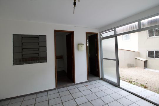 Churrasqueira de casa para alugar com 3 quartos, 175m² em Uberaba, Curitiba