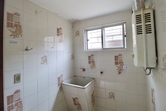 Área de Serviço de casa para alugar com 3 quartos, 175m² em Uberaba, Curitiba