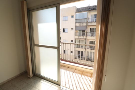 Sacada de apartamento para alugar com 2 quartos, 66m² em Segismundo Pereira, Uberlândia