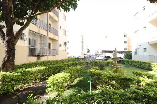 Área comum de apartamento para alugar com 2 quartos, 66m² em Segismundo Pereira, Uberlândia
