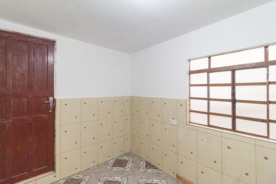 Cozinha de casa para alugar com 2 quartos, 146m² em Vila Capriotti, Carapicuíba