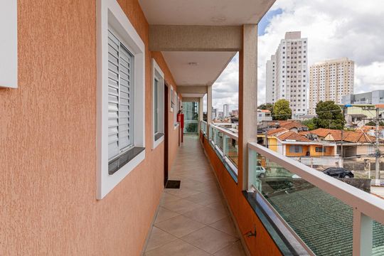 Varanda de casa para alugar com 2 quartos, 45m² em Vila Ré, São Paulo