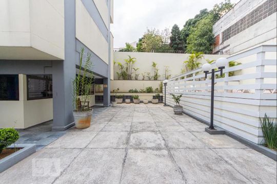 Área comum de apartamento para alugar com 2 quartos, 54m² em Pompeia, São Paulo