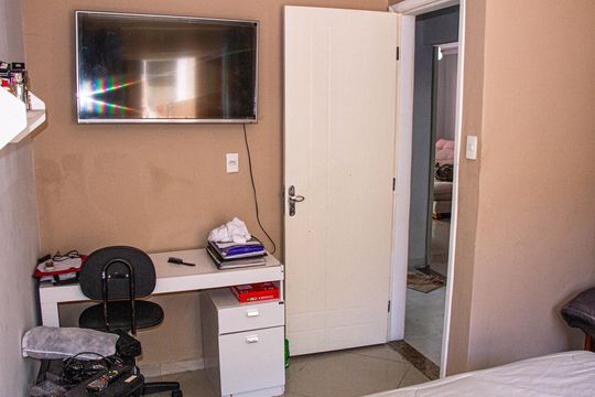 Casa de Condomínio para alugar com 4 quartos, 180m² em Guaratiba, Rio de Janeiro