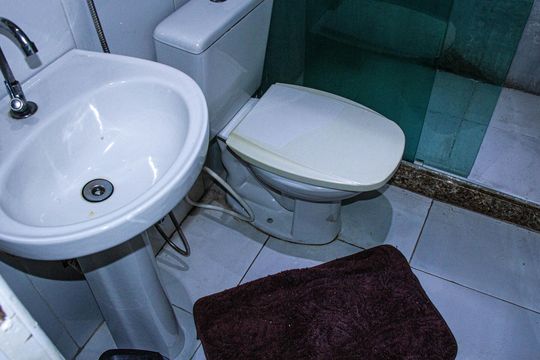 Casa de Condomínio para alugar com 4 quartos, 180m² em Guaratiba, Rio de Janeiro