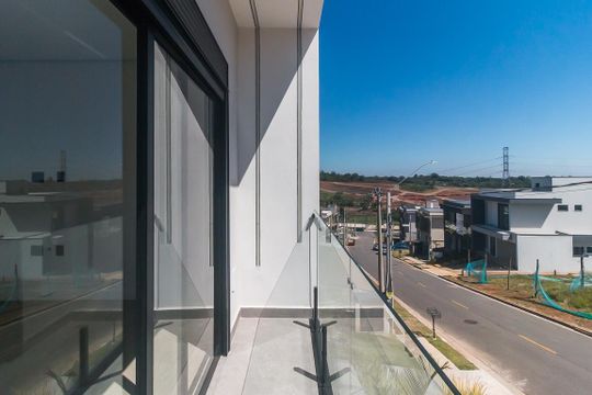 Sacada do Quarto 3 de casa de condomínio para alugar com 3 quartos, 191m² em Bras Cubas, Mogi das Cruzes