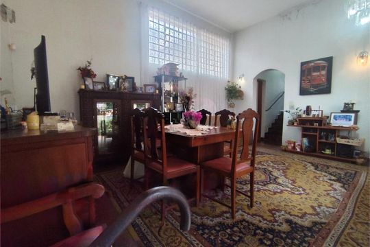 Casa à venda com 4 quartos, 213m² em Vila Mazzei, São Paulo