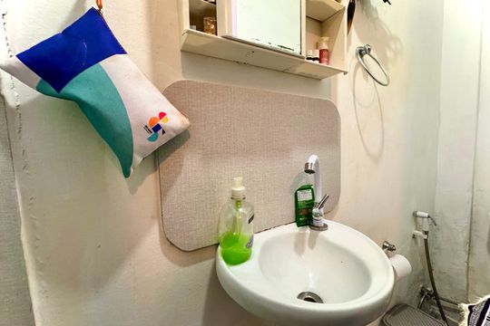 Banheiro da suíte de apartamento para alugar com 1 quarto, 22m² em Santa Teresa, Rio de Janeiro