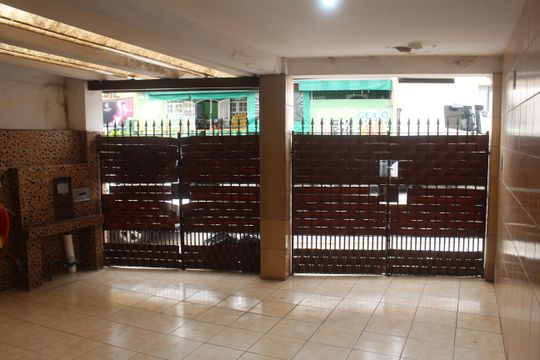 Garagem de casa à venda com 2 quartos, 185m² em Oswaldo Cruz, São Caetano do Sul