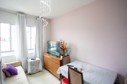 Apartamento à venda com 2 quartos, 43m² em Canhema, Diadema