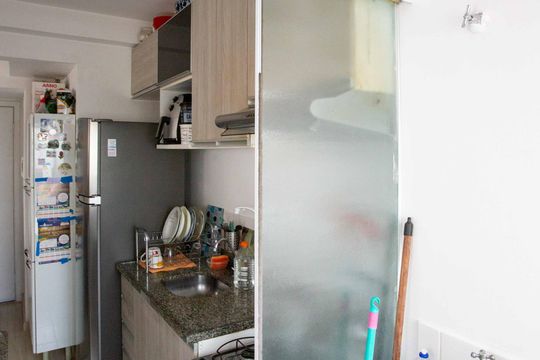 Área de Serviço de apartamento à venda com 2 quartos, 43m² em Canhema, Diadema