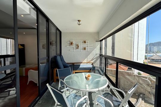 Varanda de apartamento para alugar com 4 quartos, 158m² em Jardim Asturias, Guarujá