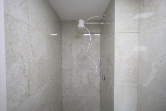 Banheiro de apartamento para alugar com 2 quartos, 38m² em Jaguaribe, Osasco