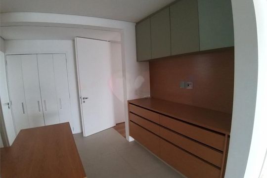Apartamento à venda com 3 quartos, 332m² em Pinheiros, São Paulo