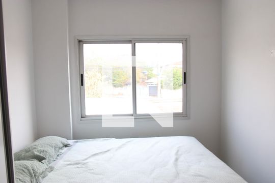 Quarto de apartamento para alugar com 2 quartos, 56m² em Vila Froes, Goiânia
