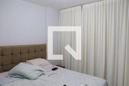 Suíte de apartamento para alugar com 2 quartos, 56m² em Vila Froes, Goiânia