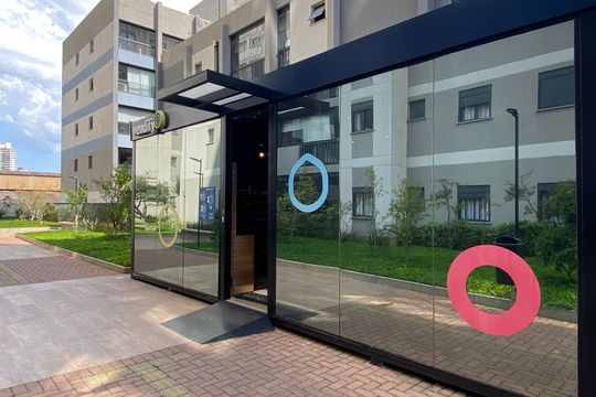 Mercado de apartamento para alugar com 2 quartos, 52m² em Centro, Osasco