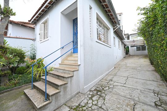 Garagem de casa à venda com 3 quartos, 175m² em Planalto Paulista, São Paulo