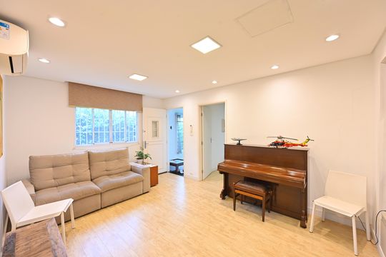 Casa à venda com 3 quartos, 175m² em Planalto Paulista, São Paulo