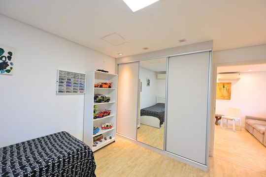 Quarto de casa à venda com 3 quartos, 175m² em Planalto Paulista, São Paulo