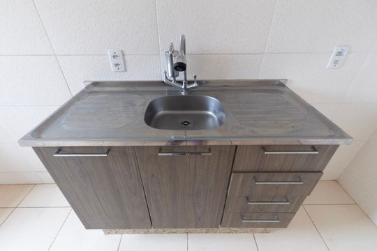 Cozinha  de apartamento para alugar com 2 quartos, 52m² em Jardim Bertanha, Sorocaba
