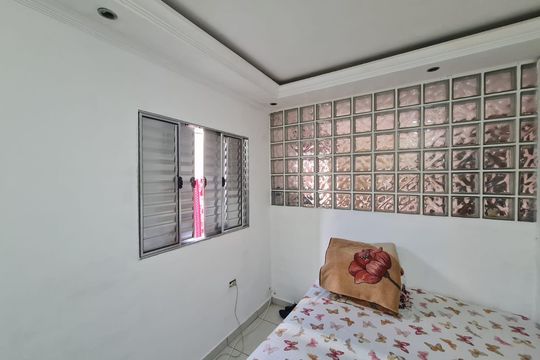 Casa 01/ Quarto 02 de casa à venda com 6 quartos, 125m² em Vila Barros, Guarulhos