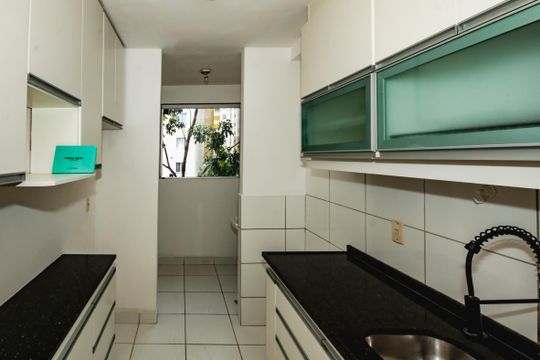 Cozinha de apartamento para alugar com 3 quartos, 70m² em Planalto, Belo Horizonte