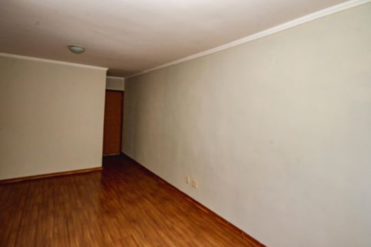 Sala de apartamento para alugar com 3 quartos, 70m² em Planalto, Belo Horizonte