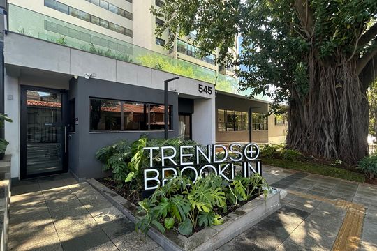 Fachada de kitnet/studio para alugar com 1 quarto, 31m² em Vila Cordeiro, São Paulo