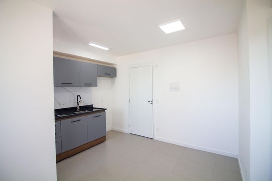 Sala de apartamento para alugar com 2 quartos, 39m² em Santo Amaro, São Paulo